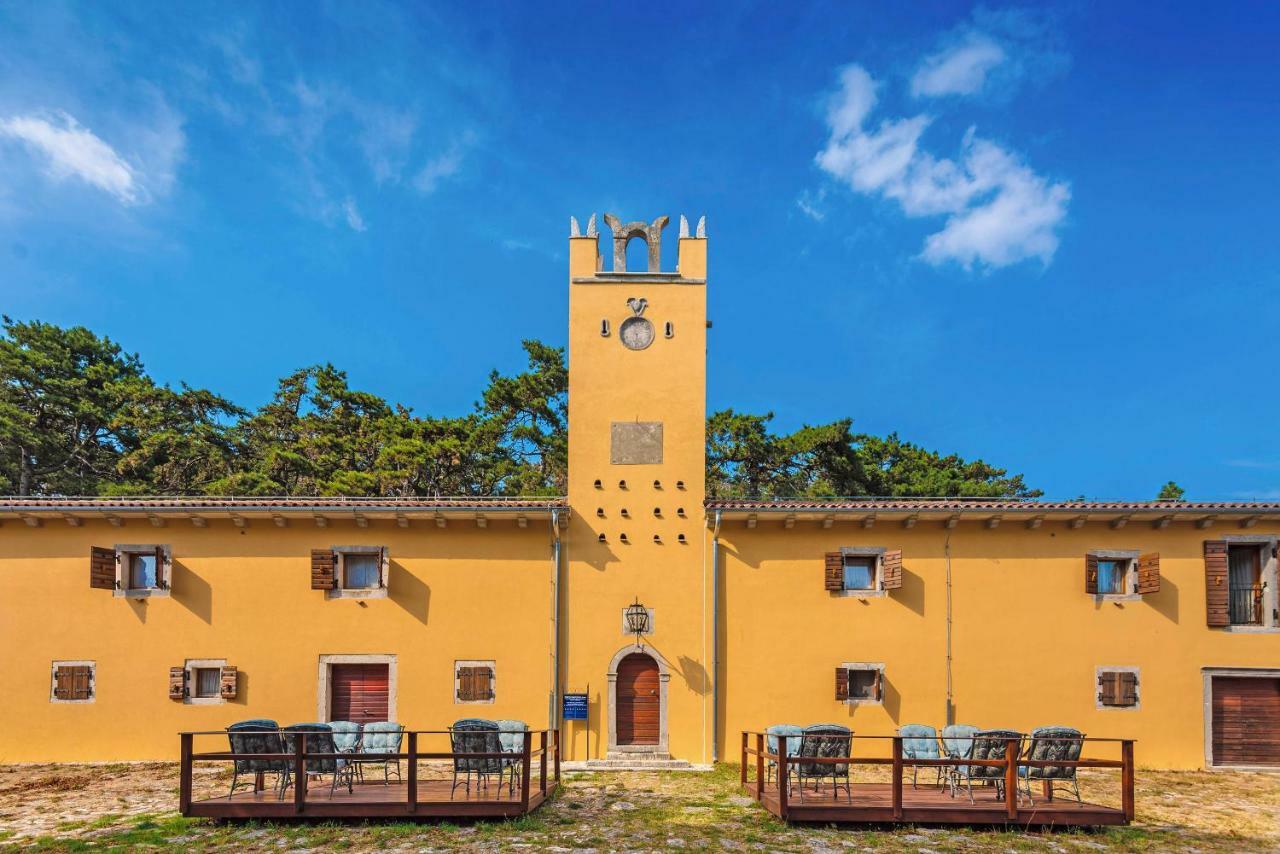 Kastel Pineta In Sveti Martin * Istrien Hotel Nedescina Exterior photo
